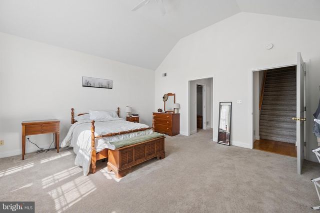 27 SHARONS LN, Martinsburg, WV 25403