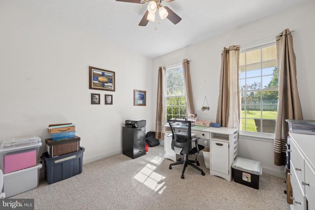 27 SHARONS LN, Martinsburg, WV 25403