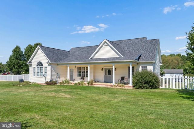 27 SHARONS LN, Martinsburg, WV 25403