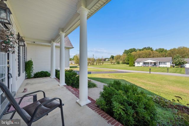 27 SHARONS LN, Martinsburg, WV 25403