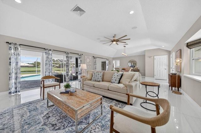 4735 SW Bimini Cir Circle S, Palm City, FL 34990