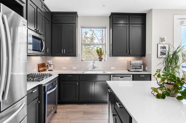 4301 Berkman DR A, Austin, TX 78723