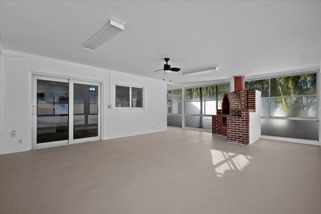 841 Highland Drive, West Palm Beach, FL 33405