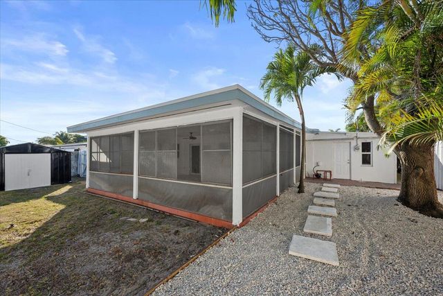 841 Highland Drive, West Palm Beach, FL 33405