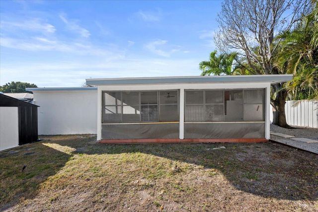 841 Highland Drive, West Palm Beach, FL 33405