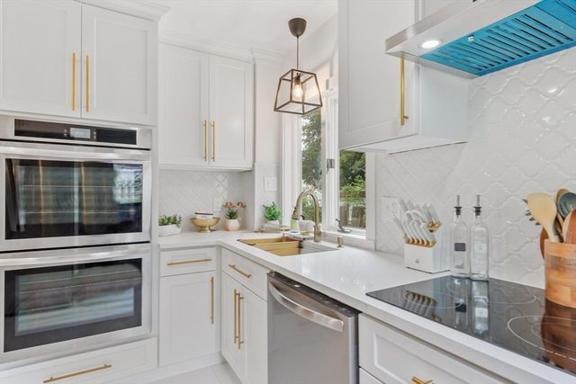 38 Carleton St, Whitman, MA 02382