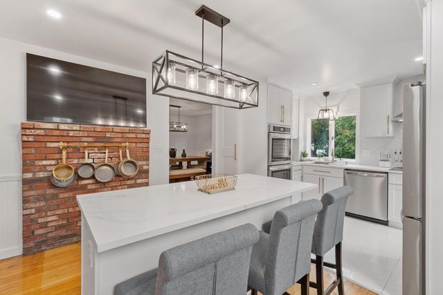 38 Carleton St, Whitman, MA 02382