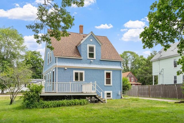 38 Carleton St, Whitman, MA 02382