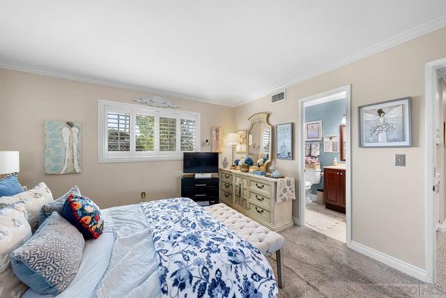 9130 Grossmont Boulevard, La Mesa, CA 91941