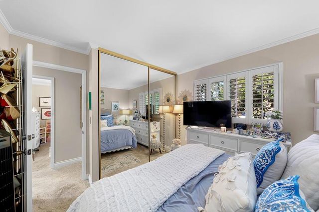 9130 Grossmont Boulevard, La Mesa, CA 91941