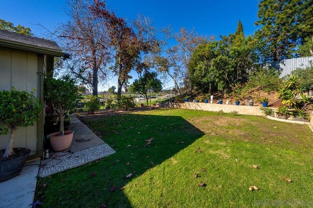 9130 Grossmont Boulevard, La Mesa, CA 91941