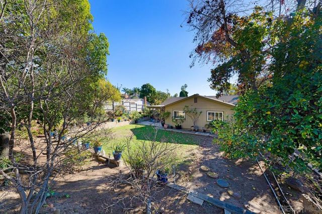 9130 Grossmont Boulevard, La Mesa, CA 91941