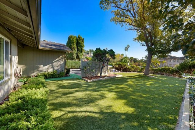 9130 Grossmont Boulevard, La Mesa, CA 91941