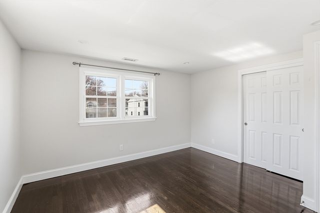 38 Stonewood Lane, Braintree, MA 02184