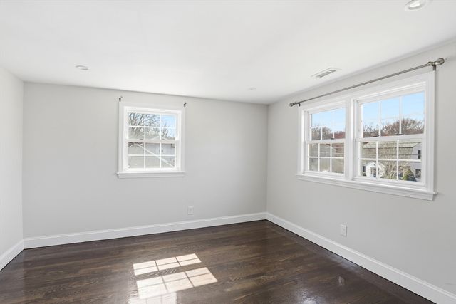 38 Stonewood Lane, Braintree, MA 02184