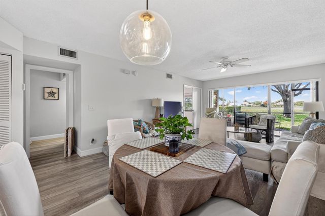 2898 SW 22nd Circle 231c, Delray Beach, FL 33445