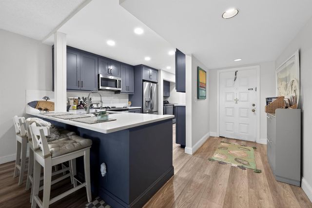 2898 SW 22nd Circle 231c, Delray Beach, FL 33445