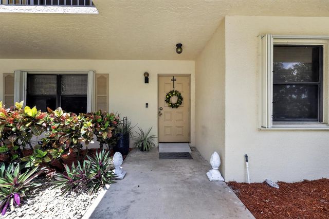 2898 SW 22nd Circle 231c, Delray Beach, FL 33445