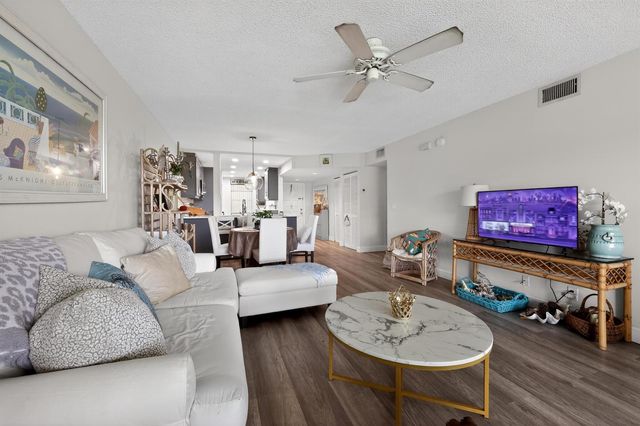 2898 SW 22nd Circle 231c, Delray Beach, FL 33445