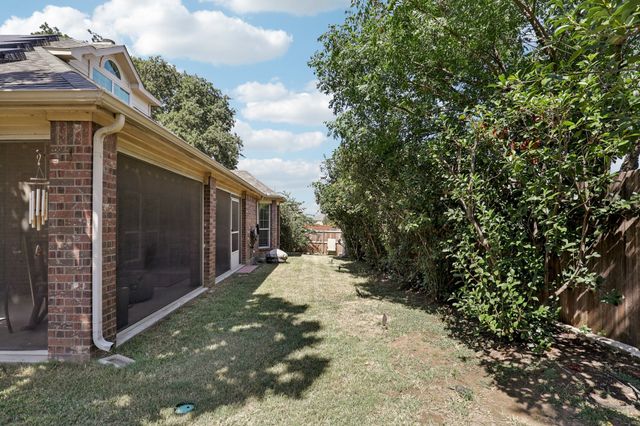 1402 Judy Lane, Mansfield, TX 76063
