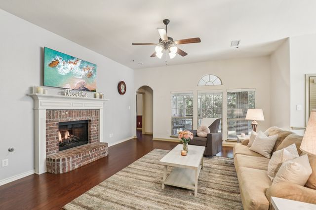 1402 Judy Lane, Mansfield, TX 76063