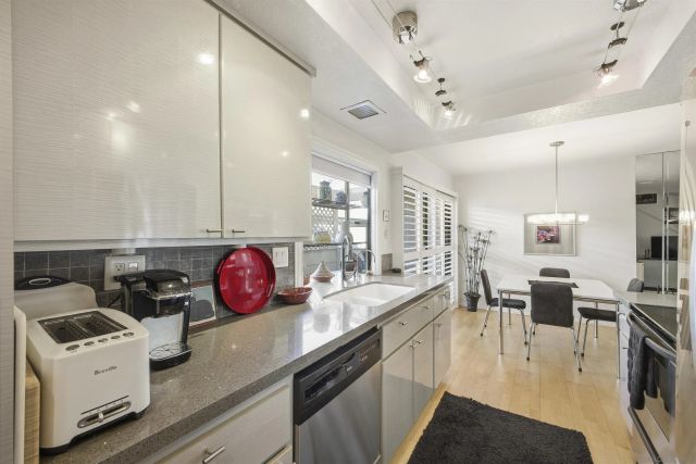 4595 Chateau Drive, San Diego, CA 92117