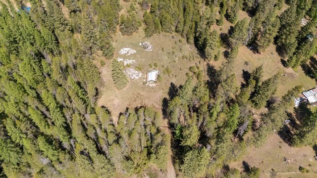 271 Deer Valley Ln, Newport, WA 99156