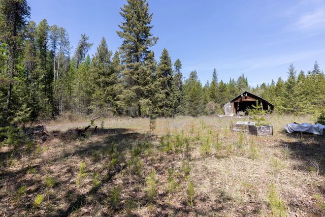 271 Deer Valley Ln, Newport, WA 99156