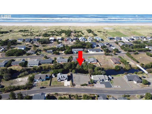 30505 I St, Ocean Park, WA 98640