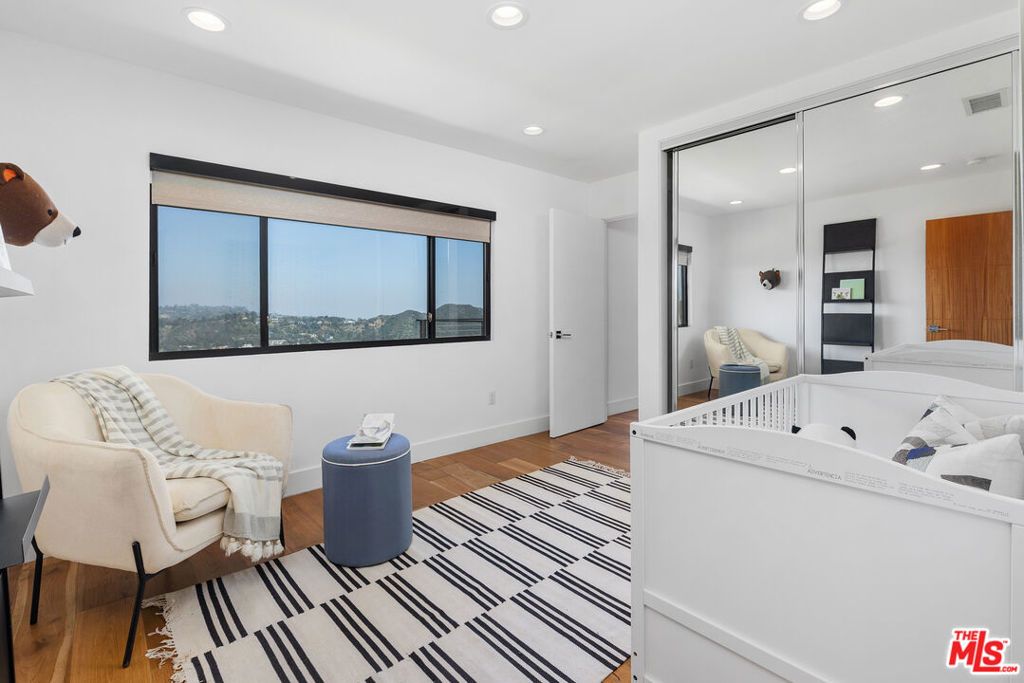 Image 30 of property listing at 2728 Angelo Drive, Los Angeles, CA 90077