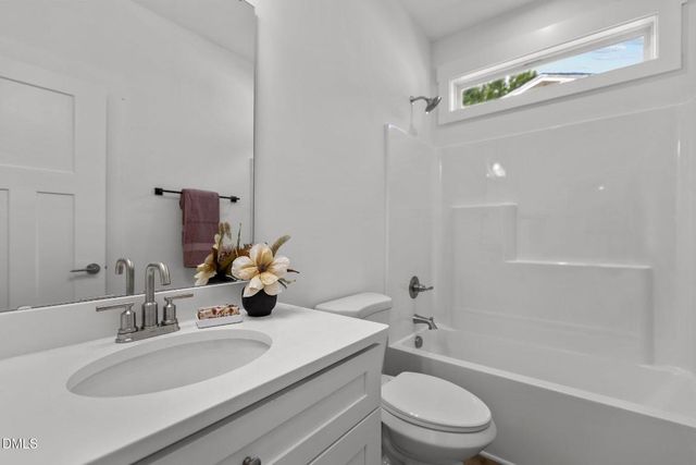 309 E Harnett Street, Dunn, NC 28334