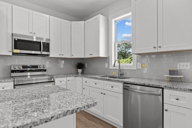 309 E Harnett Street, Dunn, NC 28334
