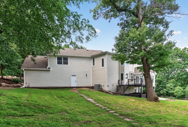 50 Sunny Side Lane, Sunfish Lake, MN 55118