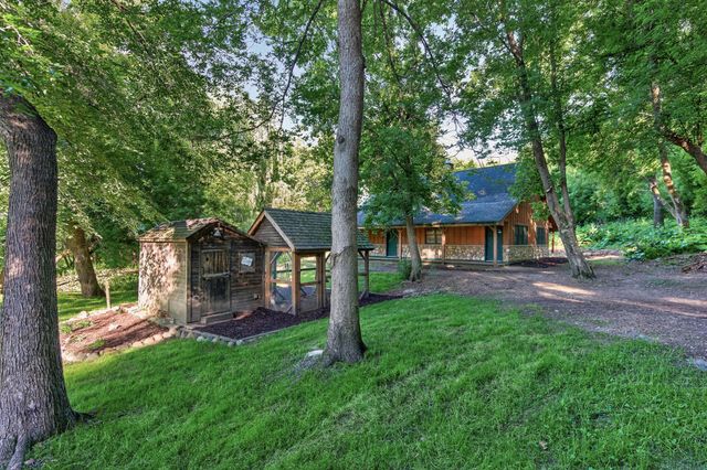 50 Sunny Side Lane, Sunfish Lake, MN 55118