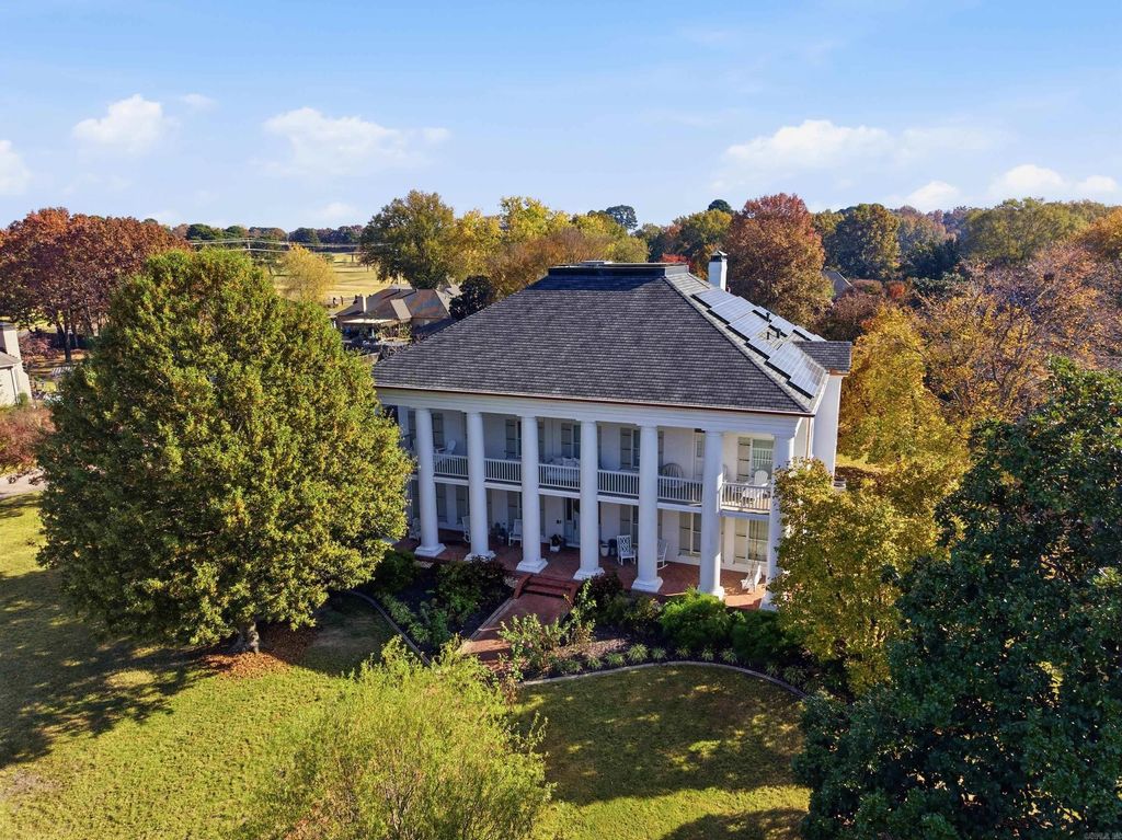 440 Savannah Park Circle, Conway, AR 72034