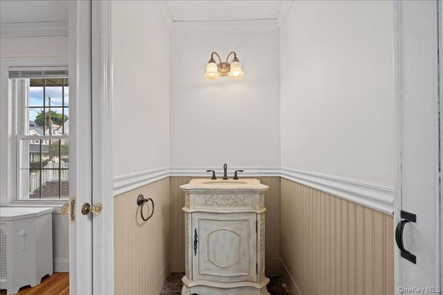 96 Capitol Avenue, Williston Park, NY 11596