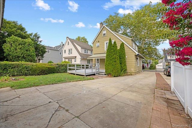 96 Capitol Avenue, Williston Park, NY 11596