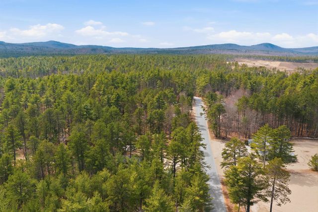 556 Pine River Pond Road, Wakefield, NH 03872