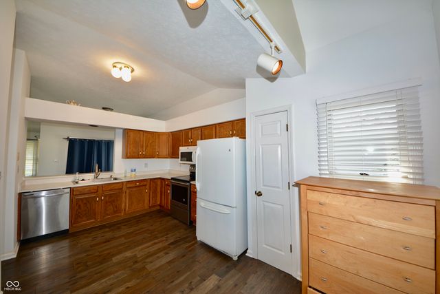 7749 Chesapeake Drive E, Indianapolis, IN 46236