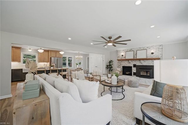3132 Benefit RD, Chesapeake, VA 23322