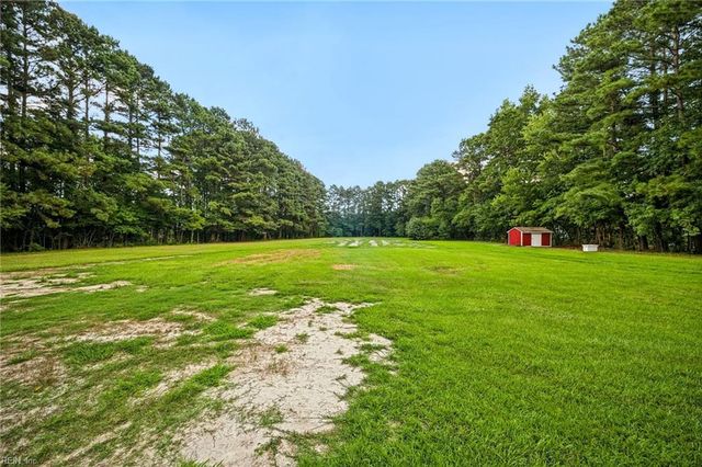 3132 Benefit RD, Chesapeake, VA 23322