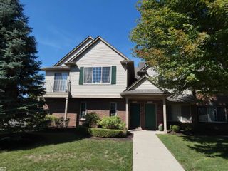 45537 Hidden View Court, Utica, MI 48315