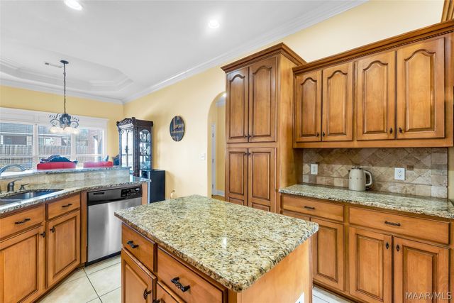 925 FIRESIDE Drive, Prattville, AL 36067