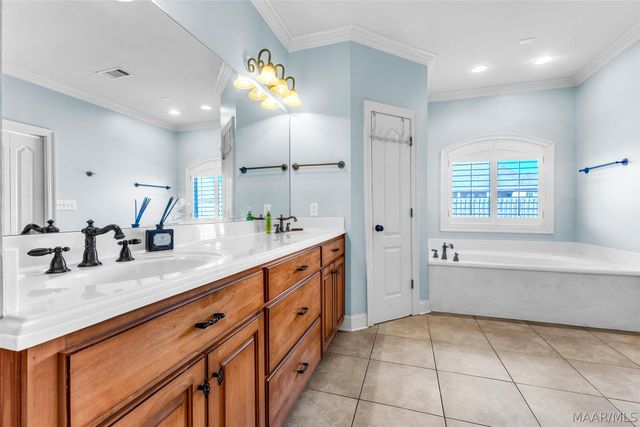 925 FIRESIDE Drive, Prattville, AL 36067