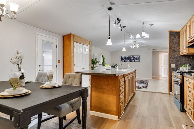 529 Shorty Hill Road, Springdale, AR 72764