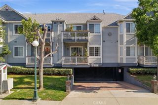 132 W Lemon A, Monrovia, CA 91016