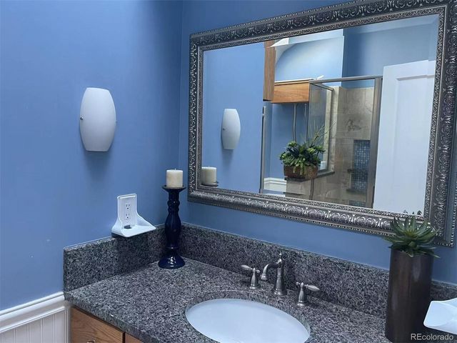 1171 S University Boulevard, Denver, CO 80210