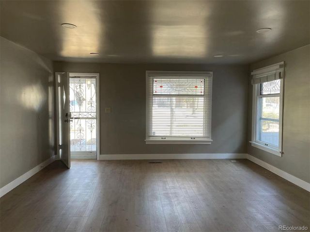 1171 S University Boulevard, Denver, CO 80210