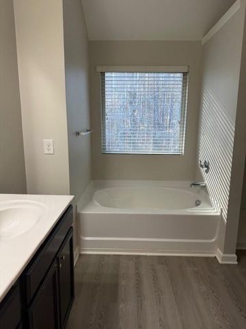 6536 Woodwell Drive, Union City, GA 30291