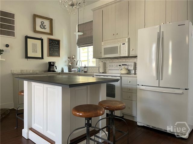 508 E York Street, Savannah, GA 31401